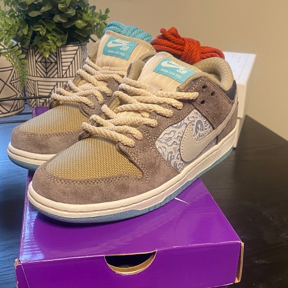 Nike Shoes - Nike SB Dink low pro prm